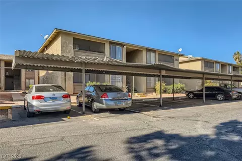 2853 Wheelwright Dr, Las Vegas, NV 89121