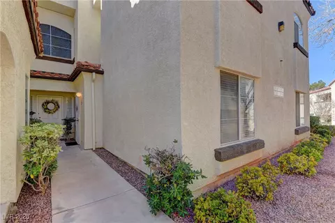 2975 Bluegrass Ln #712, Henderson, NV 89074