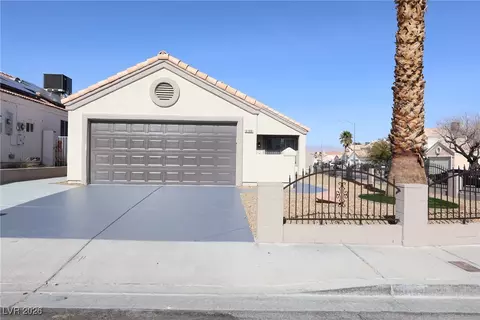 6500 White Swan Cir, Las Vegas, NV 89108
