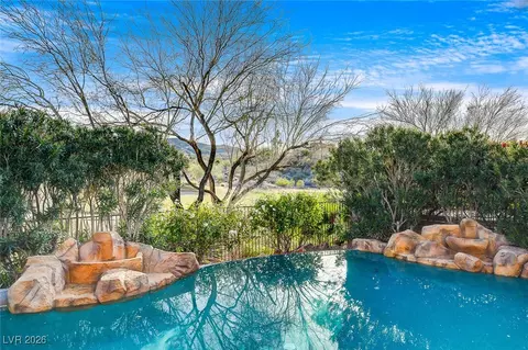 39 Via Paradiso St, Henderson, NV 89011
