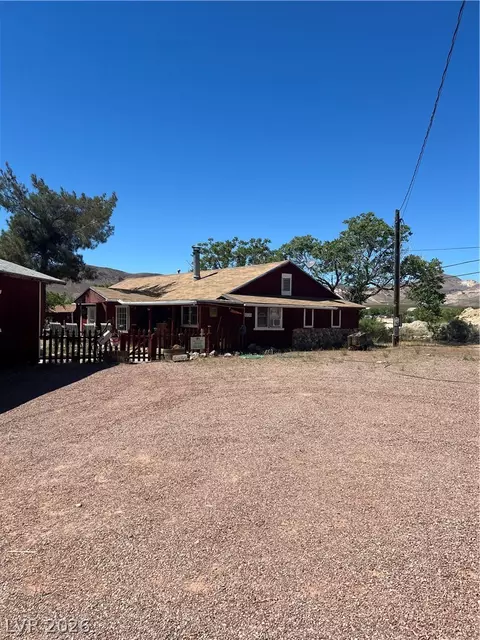 Exterior - 210 E Cedar St, Beatty, NV 89003 photo 4 of 9
