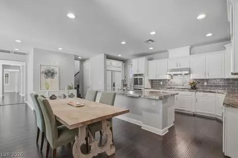 10671 Capesthorne Way, Las Vegas, NV 89135