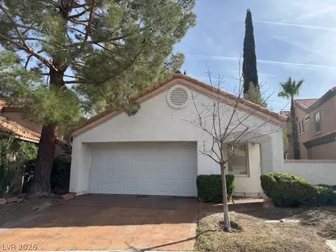 8921 Diamond Falls Dr, Las Vegas, NV 89117