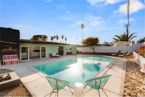 1438 Cayuga Pkwy, Las Vegas, NV 89169