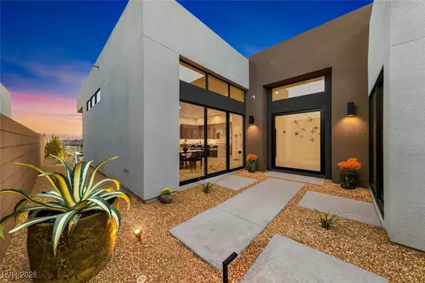 Exterior - 42 Sand Star Ln, Henderson, NV 89011 photo 7 of 17
