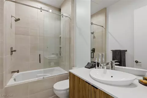 Bath - 42 Sand Star Ln, Henderson, NV 89011 photo 3 of 4