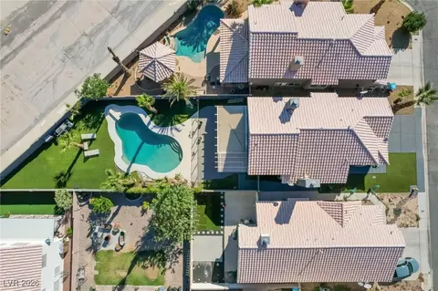 7970 Cadenza Ln, Las Vegas, NV 89123