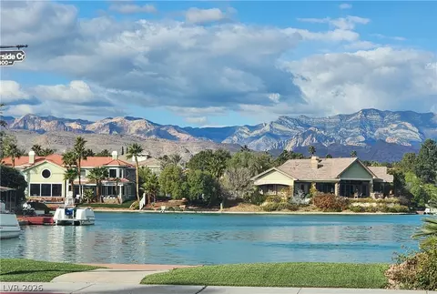 3033 Misty Harbour Dr, Las Vegas, NV 89117