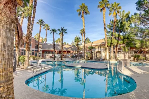7701 Himalayas Ave #104, Las Vegas, NV 89128