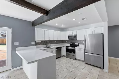 111 Copper St, Henderson, NV 89015