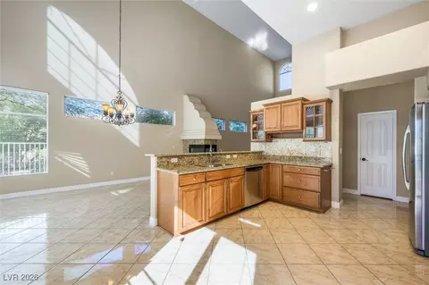 Other - 2107 Eaglepath Cir, Henderson, NV 89074 photo 5 of 12