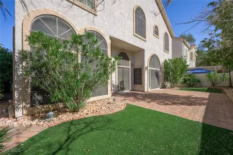 Exterior - 2107 Eaglepath Cir, Henderson, NV 89074 photo 7 of 11