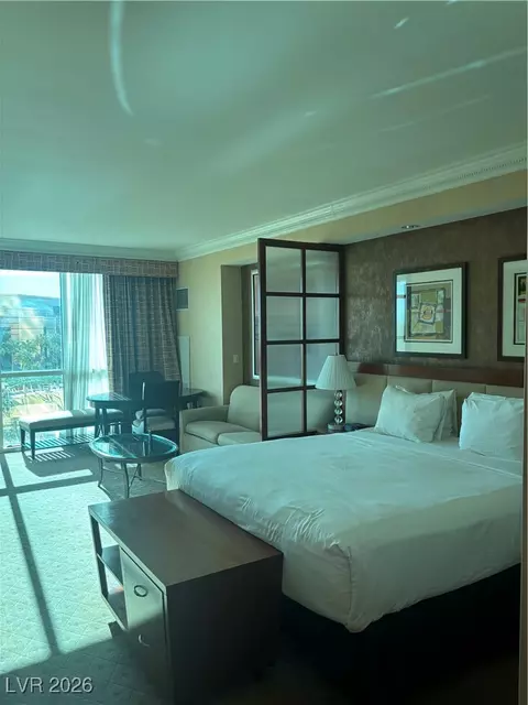 125 E Harmon Ave #204, Las Vegas, NV 89109