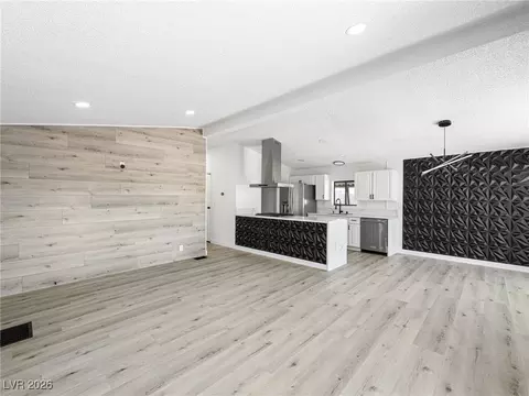 5466 Petaca Rd, Las Vegas, NV 89122
