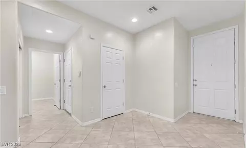 Entry Way - 2607 Dirleton Pl, Henderson, NV 89044 photo 2 of 6