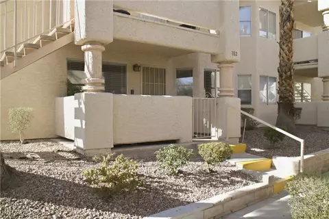 904 Boulder Springs Dr #102, Las Vegas, NV 89128