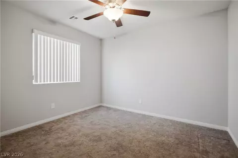 Bedroom - 2229 Chandler Ranch Pl, Laughlin, NV 89029 photo 2 of 4