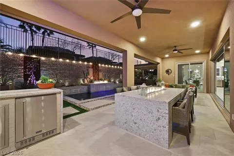 2800 Josephine Dr, Henderson, NV 89044
