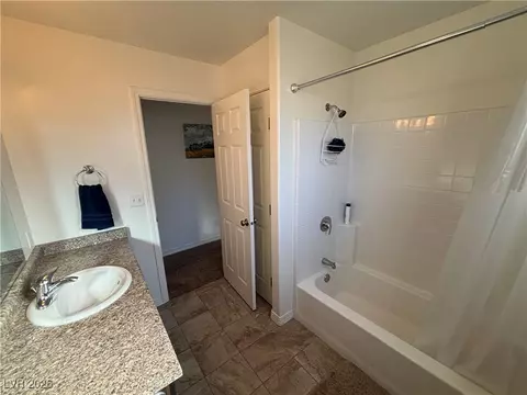 Bath - 835 Park Ave, Ely, NV 89301 photo 6 of 6