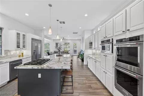 2805 Evening Rock St, Las Vegas, NV 89135