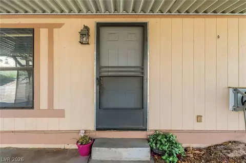 3176 Arroya Ct, Laughlin, NV 89029 photo 4