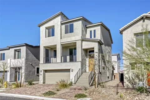 7498 Lodano Ave, Las Vegas, NV 89113