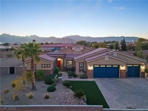 5565 N Grand Canyon Dr, Las Vegas, NV 89149
