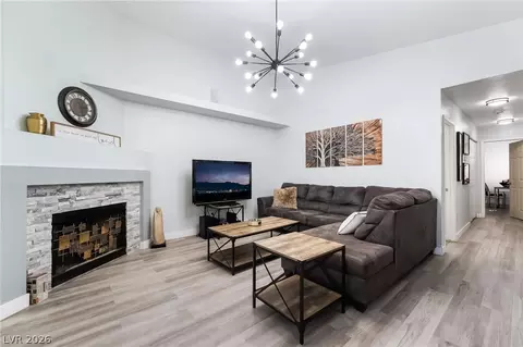 6250 W Flamingo Rd #17, Las Vegas, NV 89103