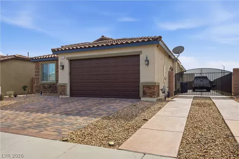 2061 Hunt Woods Ct, Laughlin, NV 89029