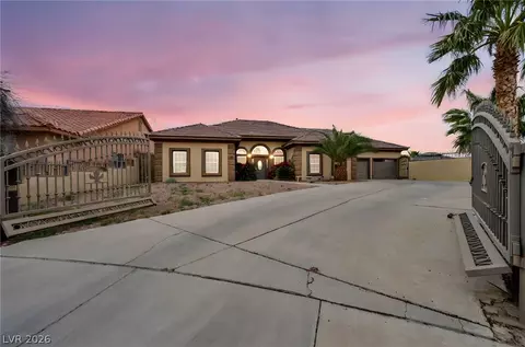 828 Singing Drum Dr, Henderson, NV 89002