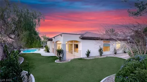 1 Knob Oak Dr, Henderson, NV 89052