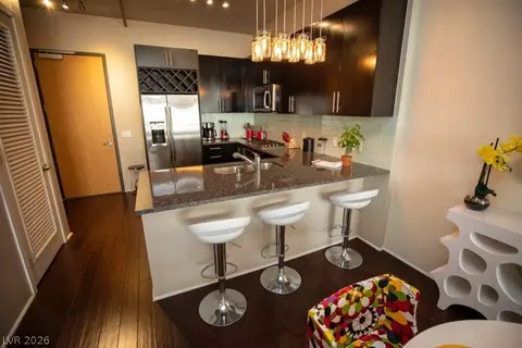 353 E Bonneville Ave #511, Las Vegas, NV 89101