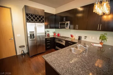 353 E Bonneville Ave #511, Las Vegas, NV 89101