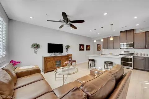 9291 Desert Pearl Ave, Las Vegas, NV 89148