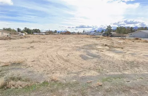 3101 E Navajo Blvd, Pahrump, NV 89061