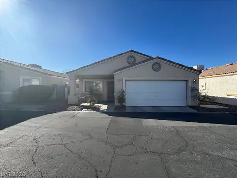 5111 Mascaro Dr, Las Vegas, NV 89122