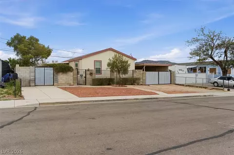 228 Hopi Ln, Henderson, NV 89015