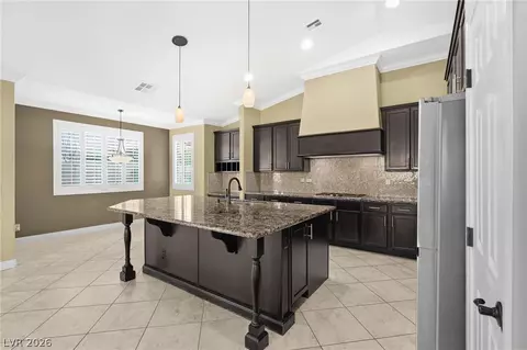 956 Rue Grand Paradis Ln, Henderson, NV 89011