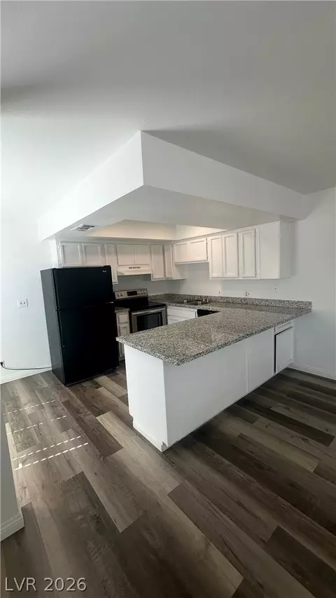 4300 N Lamont St #233, Las Vegas, NV 89115