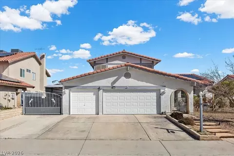 8908 Dio Guardi Dr, Las Vegas, NV 89117