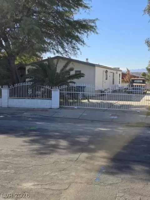 3473 Happy Jack Dr, Las Vegas, NV 89115