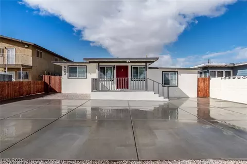 623 N 10th St, Las Vegas, NV 89101