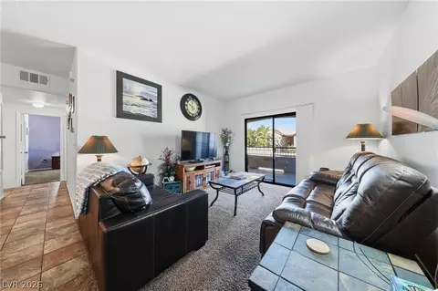 8250 N Grand Canyon Dr #2134, Las Vegas, NV 89166