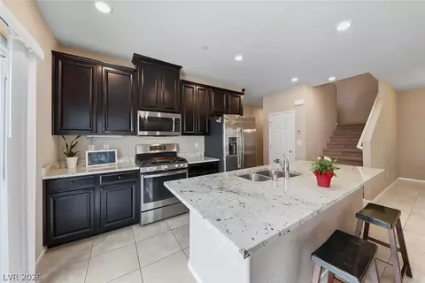 4466 Shimmering Skies St #1035, North Las Vegas, NV 89031