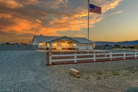 3221 Cactus St, Pahrump, NV 89048