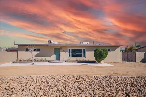 2506 N Gateway Rd, Las Vegas, NV 89115