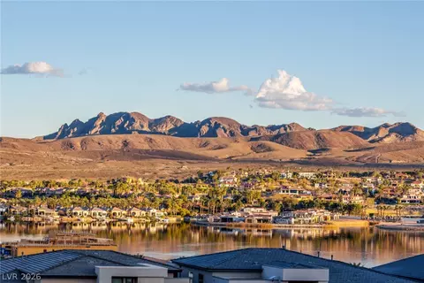 100 Water Cliff Ln, Henderson, NV 89011