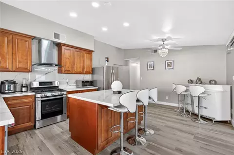 5375 Chestnut St, Las Vegas, NV 89119