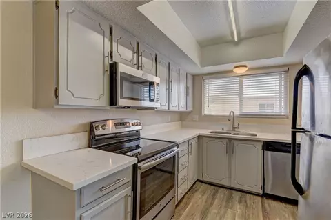 4666 Monterey Cir #4, Las Vegas, NV 89169