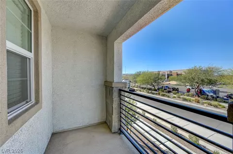 909 Kyanite Ln, Henderson, NV 89011